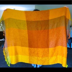 Metsovaara Mohair 70s Throw Blanket